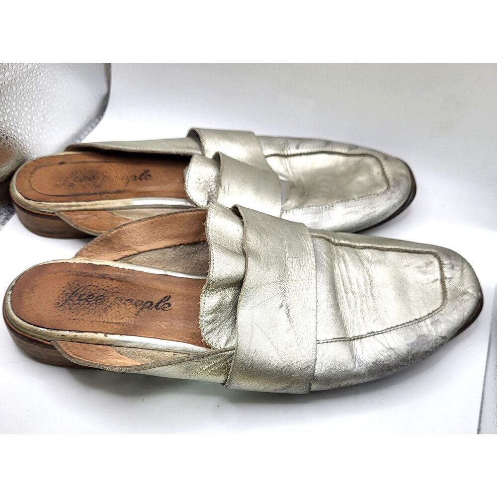 Free People Silver Leather Sandals Size 7